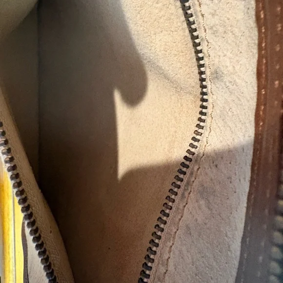 Coach Vintage Dakota Harvest Tote - Picture 11 of 14